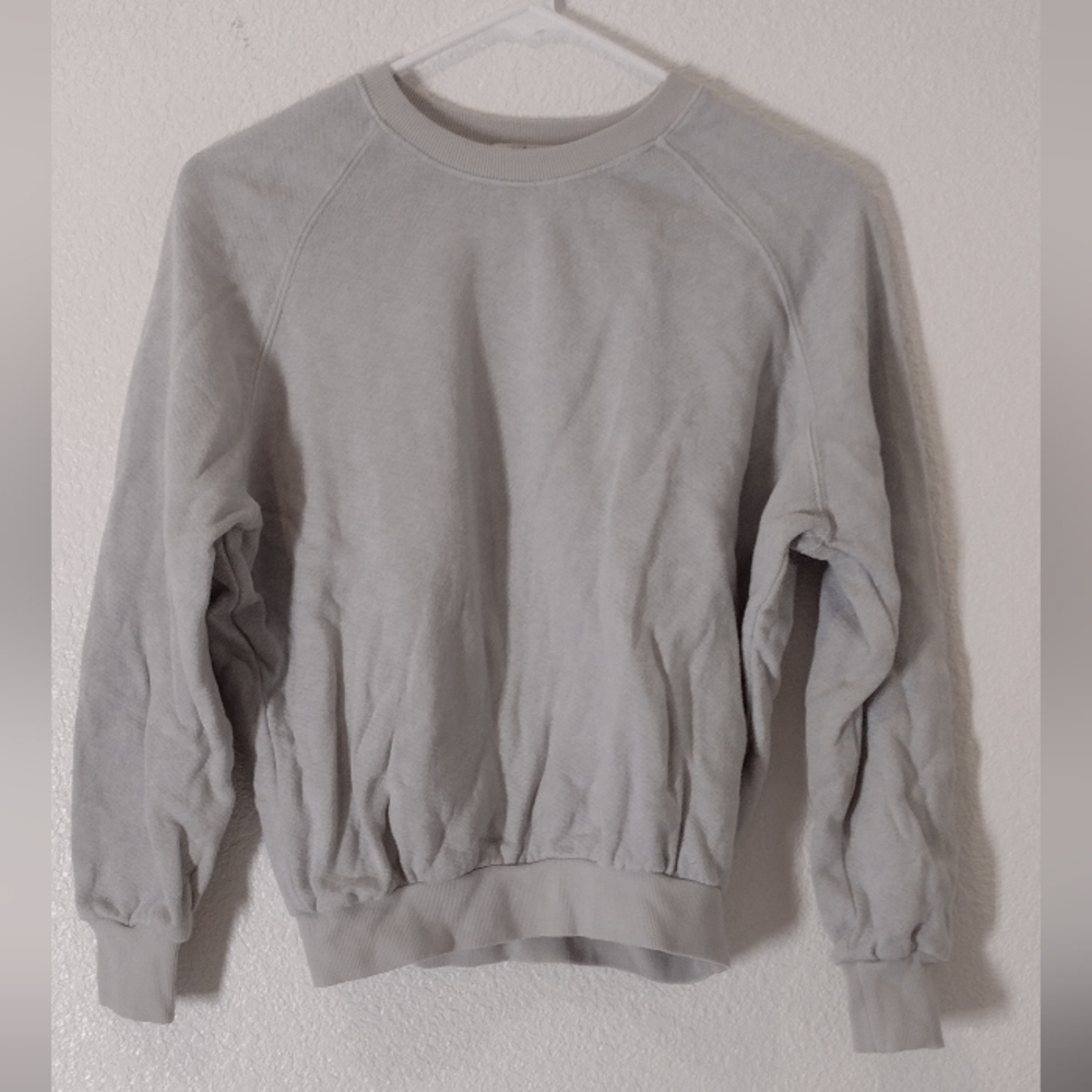 Perfectwhitetee sweater